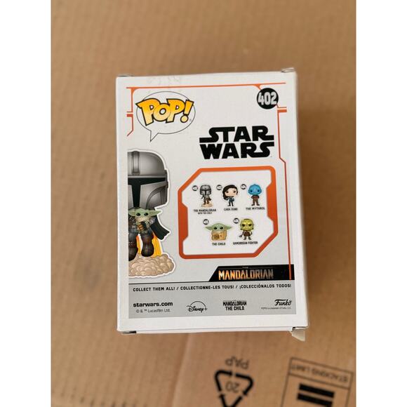 NEW Funko Pop! Star Wars The Mandalorian Chrome with Child 402 - Picture 3 of 4
